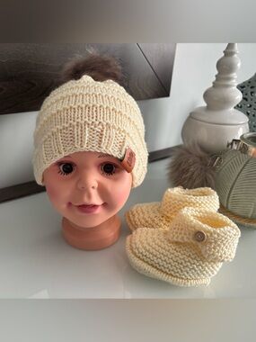 Cream Knit Baby Beanie with Faux Fur Pom with booties set